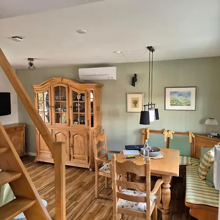 Ferienhaeuschen Landleben Pur